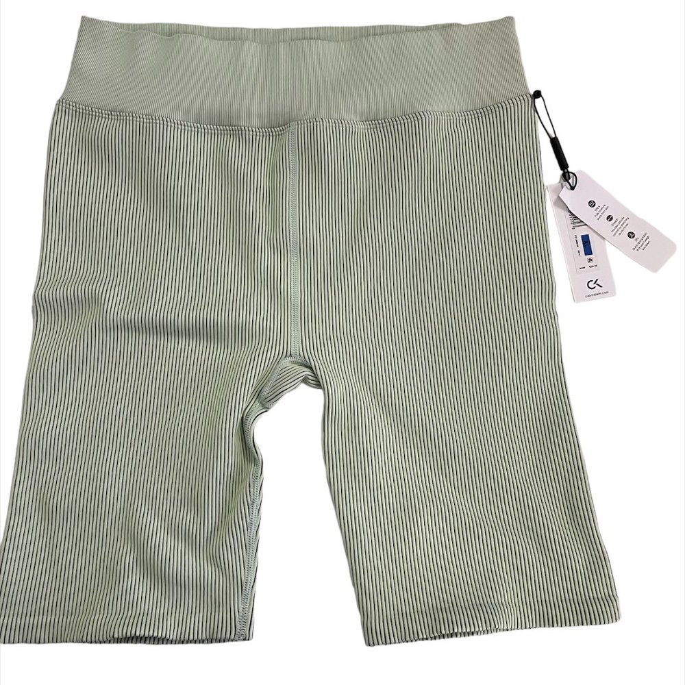 Calvin Kleins Womens Performance Shorts Sz XL